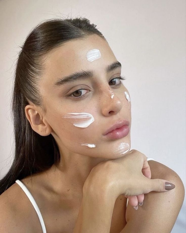 5 Beta-Glucan Skincare Benefits for Dry, Stressed Skin