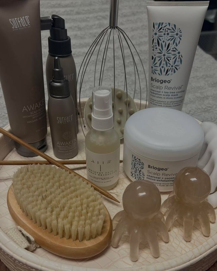 aesthetic hair care moment at home