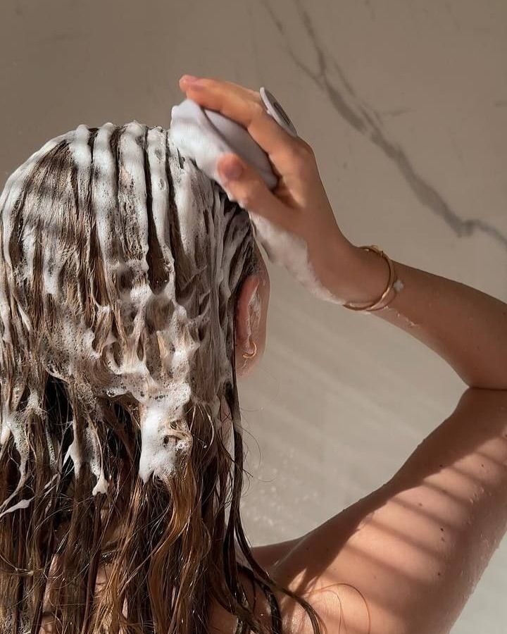 healthy hair brushing morning routine