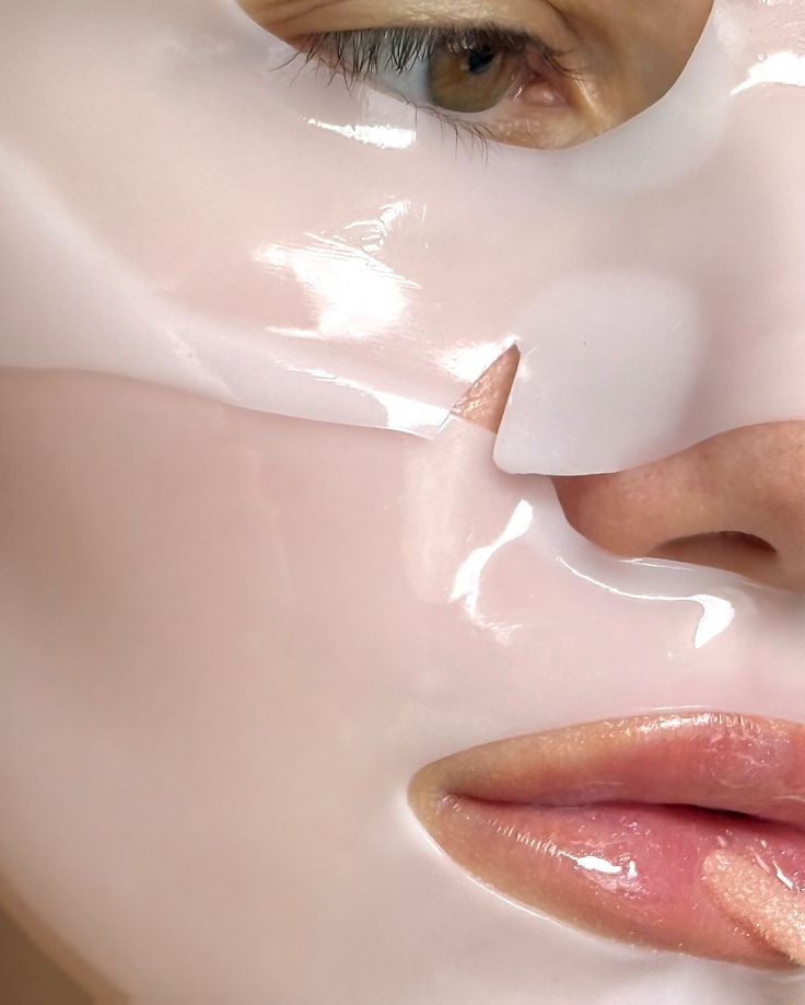 skin longevity routine 30s skincare 7-Step Skin Longevity Routine for Your 30s [2026] ugc lifestyle photo 3