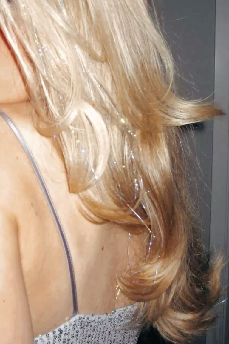 Hair Tinsel at Home: 5 Steps That Actually Stay In